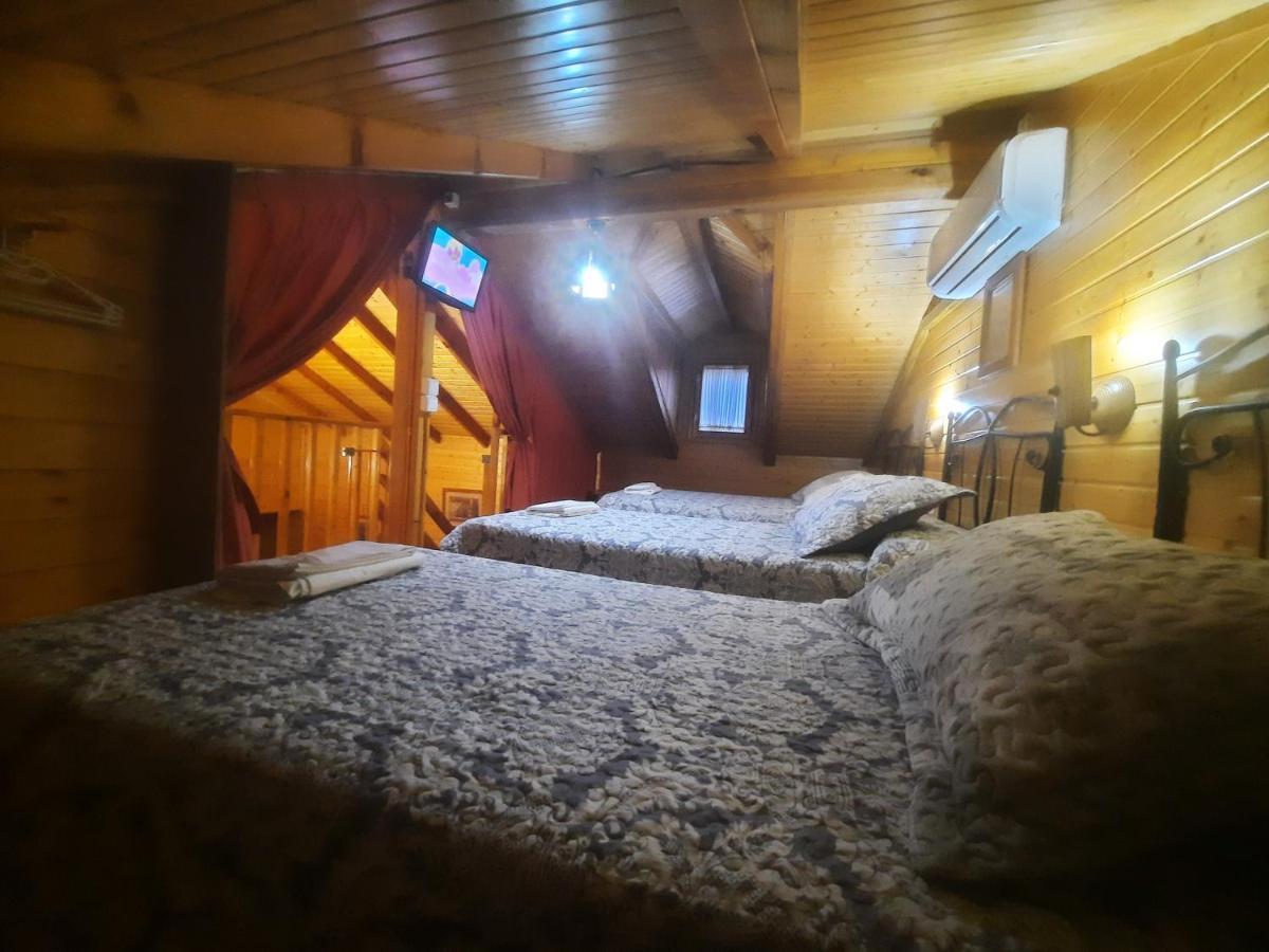 Cabanas De Madera El Rinconcillo Arroyo Frio Kültér fotó