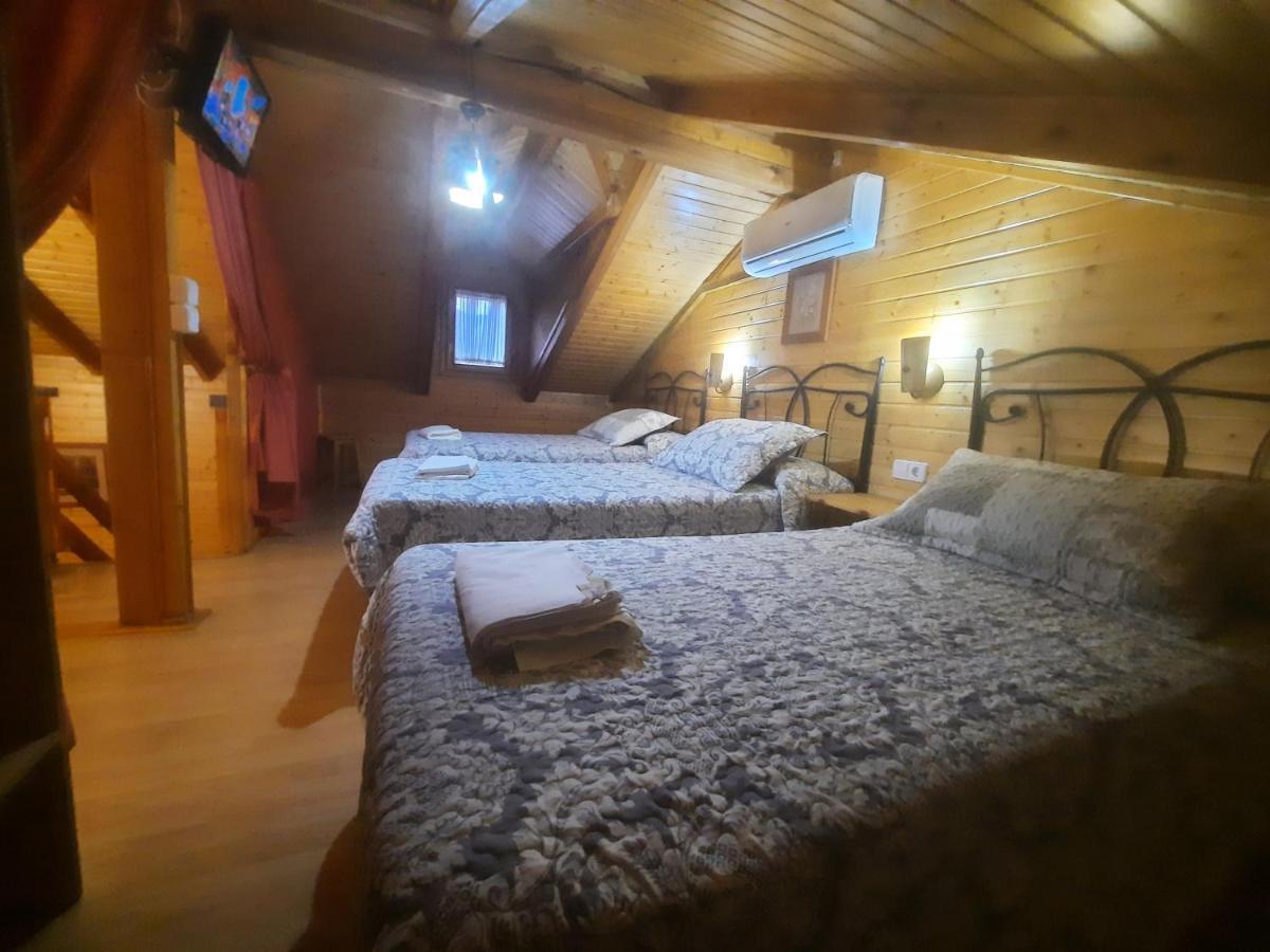 Cabanas De Madera El Rinconcillo Arroyo Frio Kültér fotó